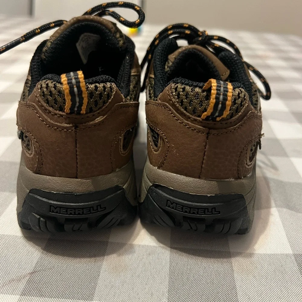 Kids Brown Sneakers - Picture 3 of 7